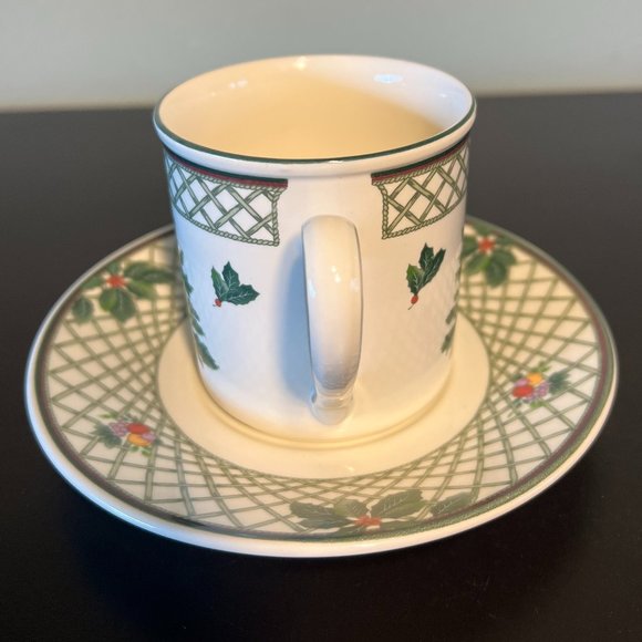 Mikasa Heritage “Christmas Story” Cup and Saucer Set ~ CAB 08 ~ Holiday Tree - Picture 3 of 8
